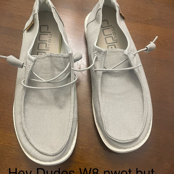 Hey Dude Women's Light Gray Flats - Picture 1 of 1
